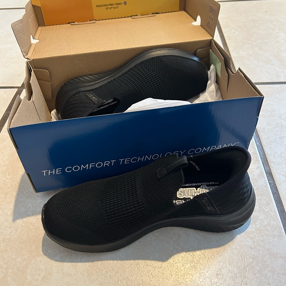 Skechers boys Slip-in Shoes